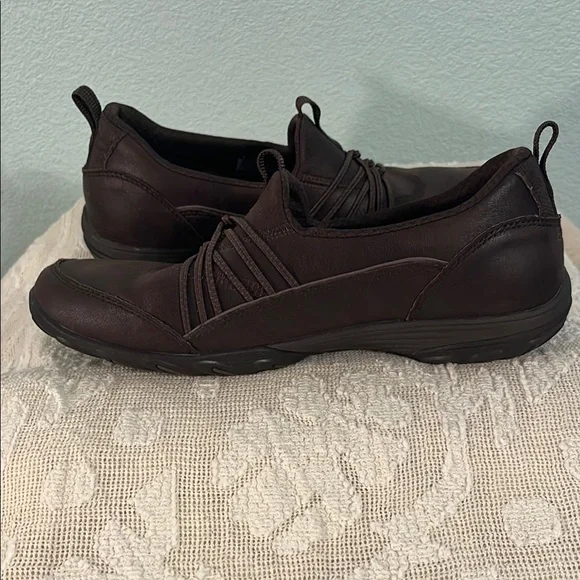 Skechers Women's Brown Casual Shoes - Picture 10 of 10